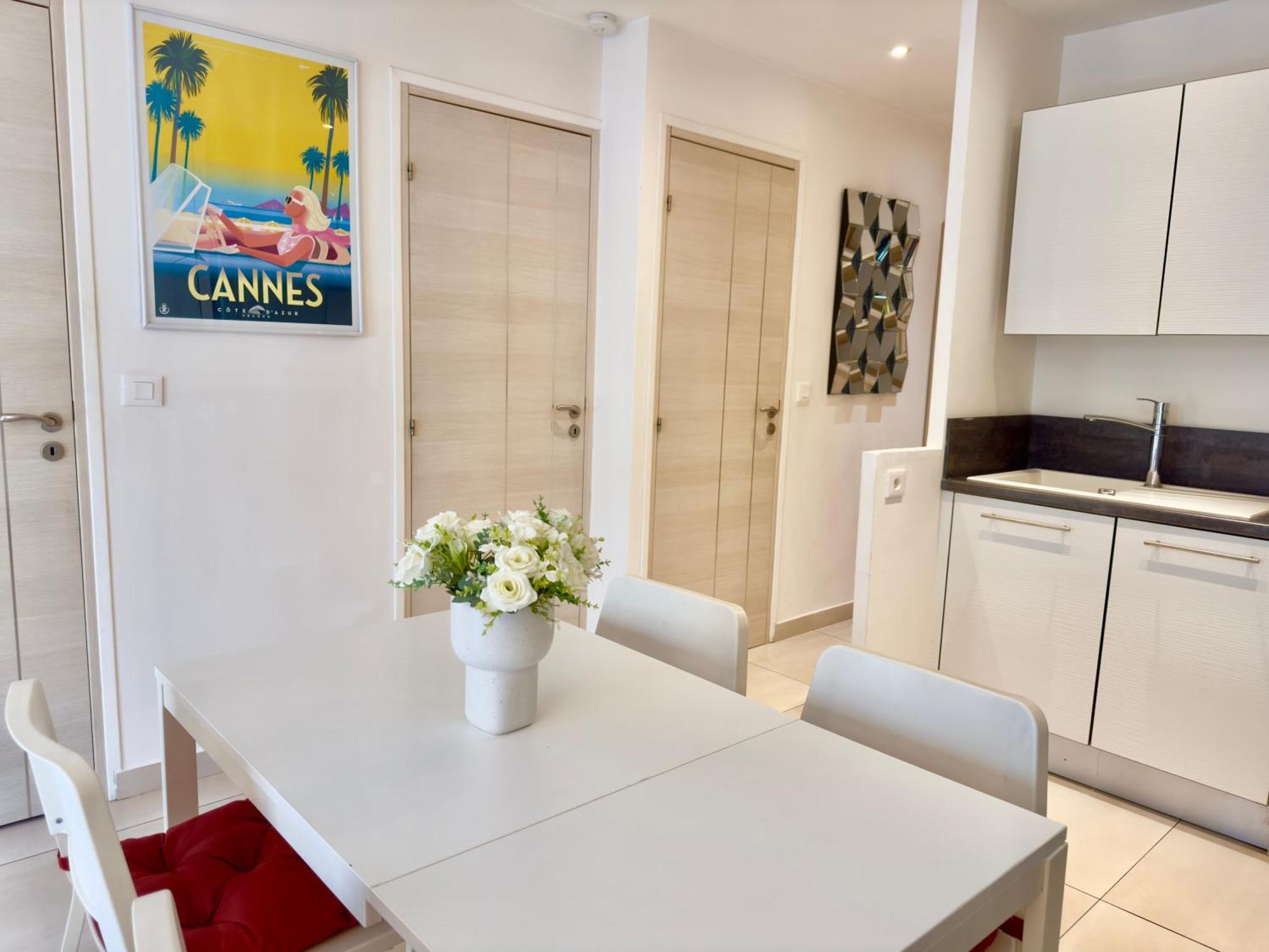 Superbe Appartement Avec Terrasse 1Mn Des Plages De La Croisette Cannes Exterior photo